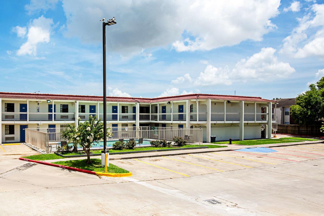 Motel 6 تكساس سيتي المظهر الخارجي الصورة